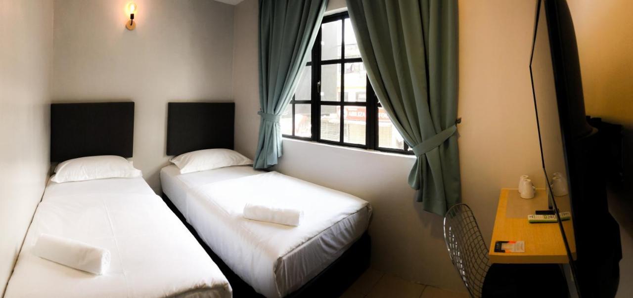 Hotel Hako Xpress Skudai Baru à Johor Bahru Extérieur photo